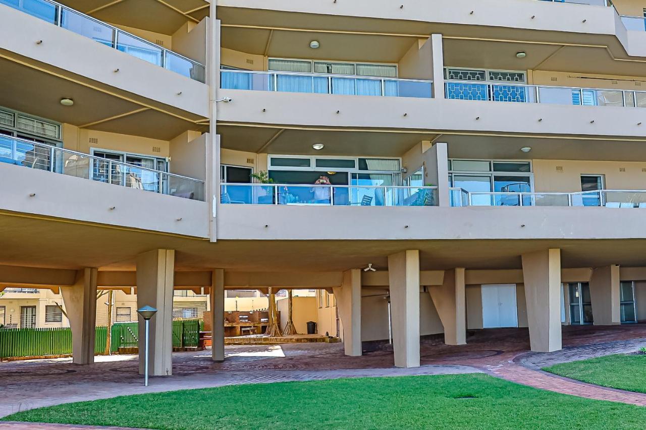 Sands Beach Breaks Beach Front Ballito Exterior photo