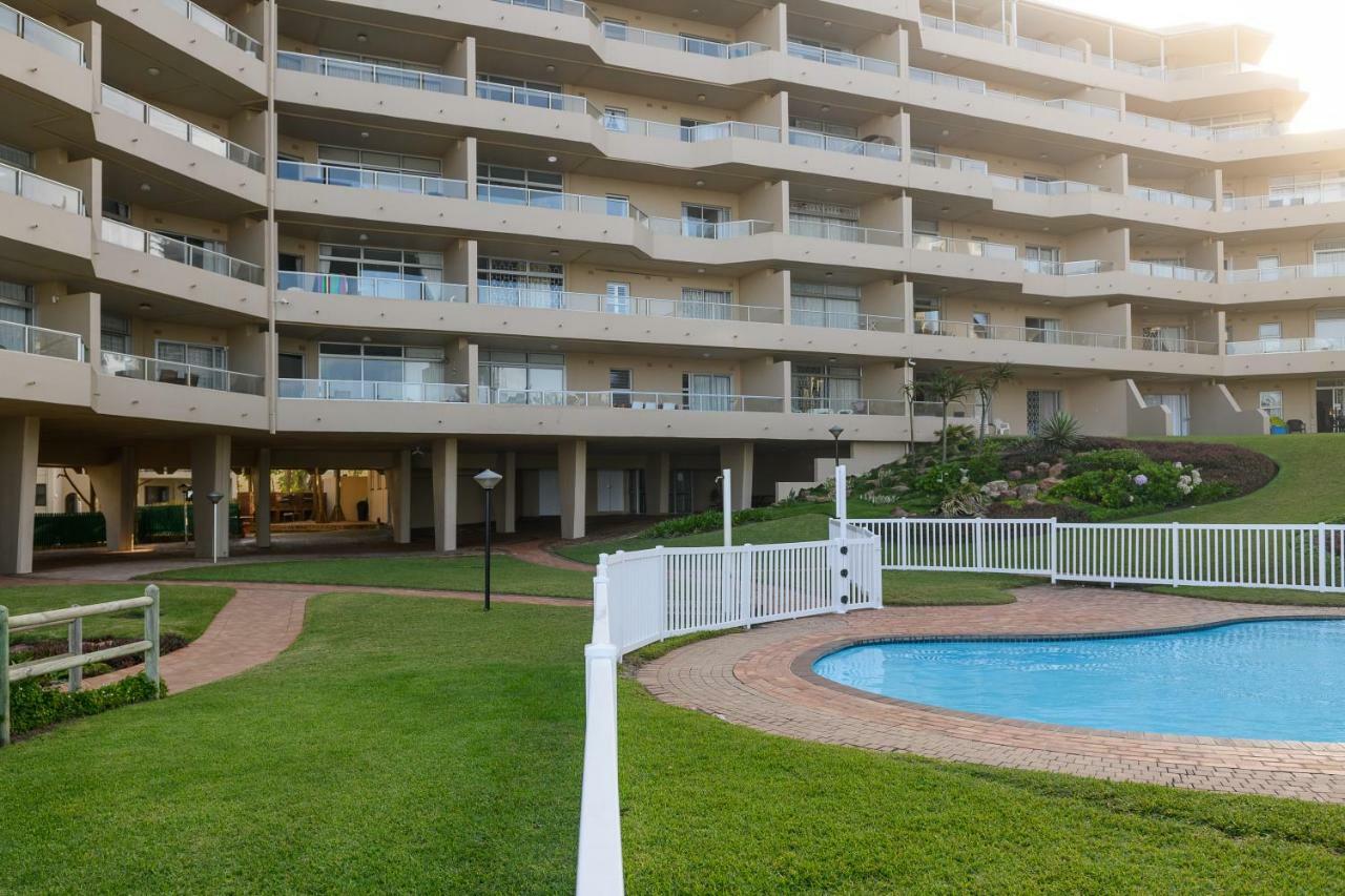 Sands Beach Breaks Beach Front Ballito Exterior photo